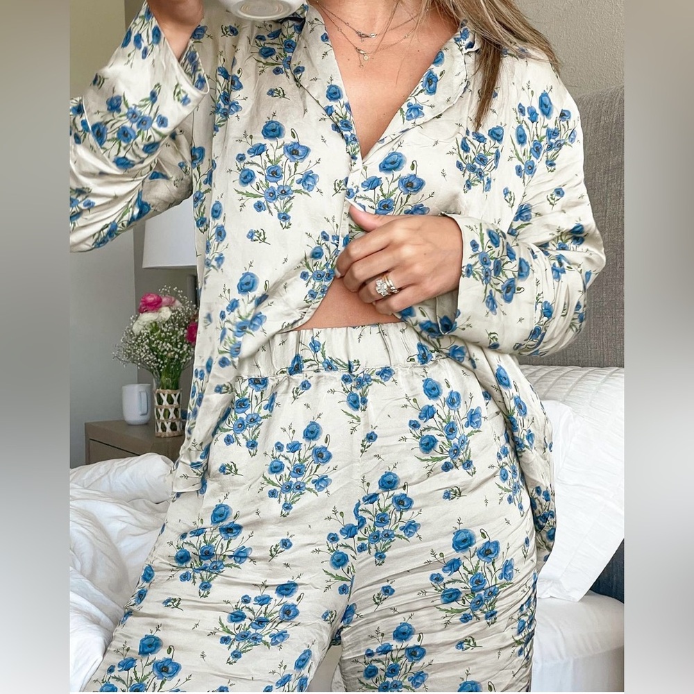 Floral Pajamas size XS
